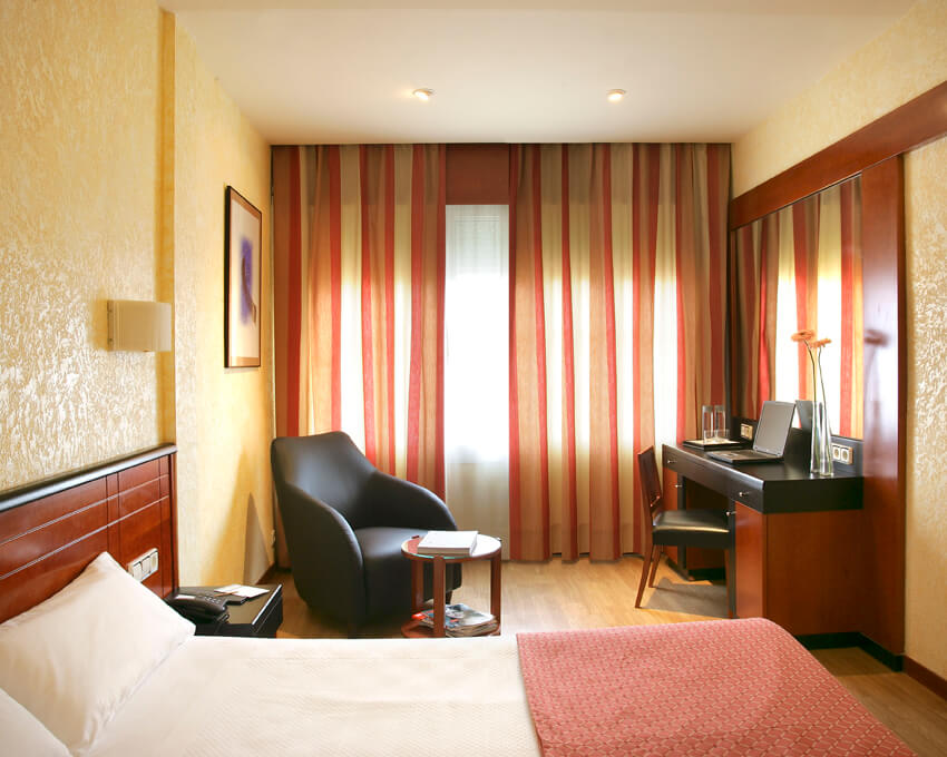 HOTEL DERBY BARCELONA ****